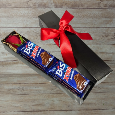 Mimo na Caixa "Preta" com 1 Rosa + 4 Chocolate Bis Extra